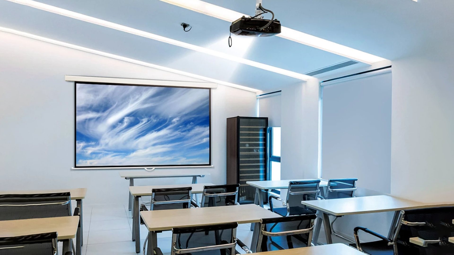 Lắp đặt máy chiếu chuyên nghiệp